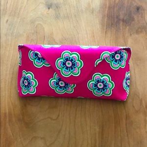 Vera Bradley eyeglass case pink swirls flowers